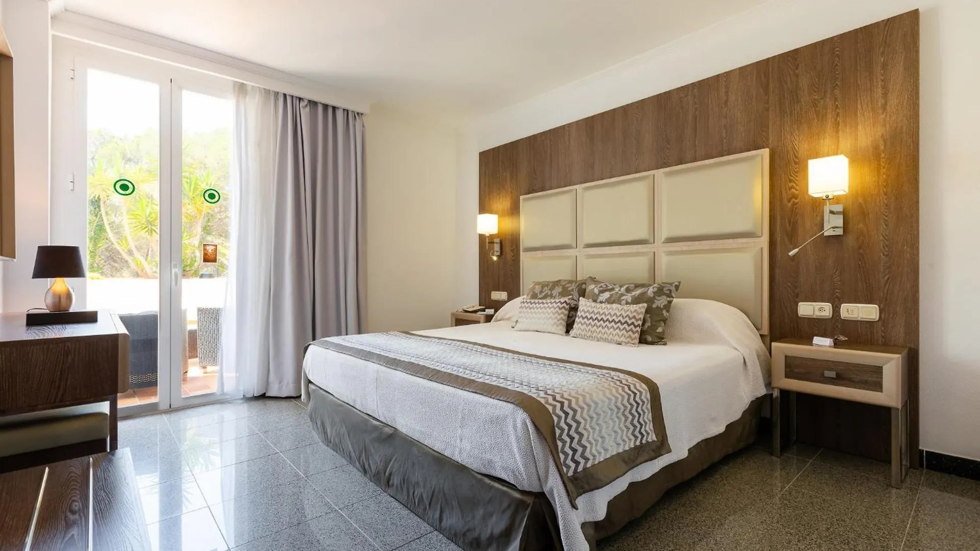 Suite Hotel S'Argamassa Palace Santa Eulària des Riu 4*,  Ισπανία