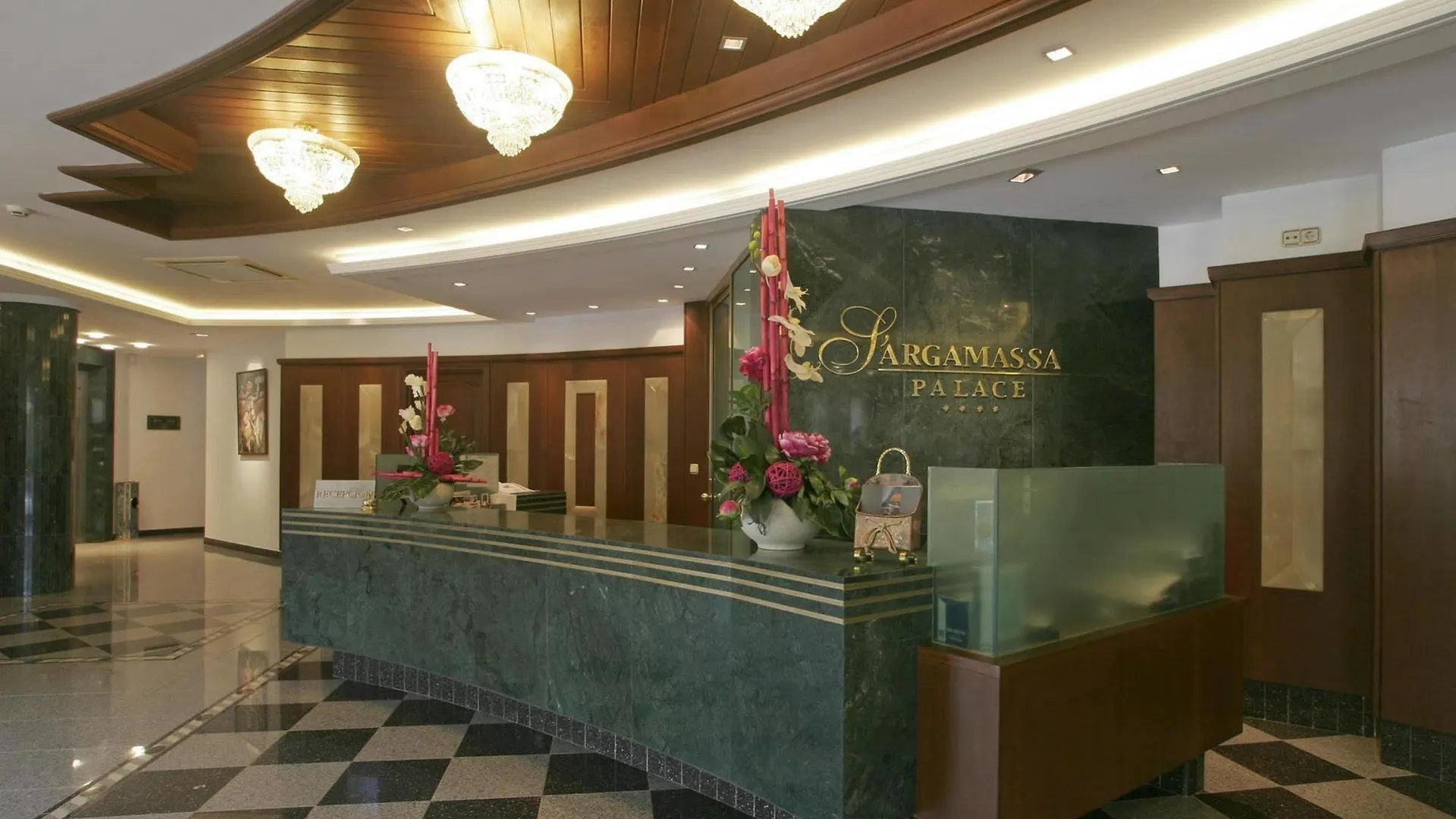 Suite Hotel S'Argamassa Palace Santa Eulària des Riu 4*,